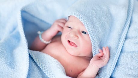katarak kongenital pada bayi