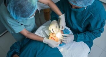 apakah bisa operasi katarak setelah lasik